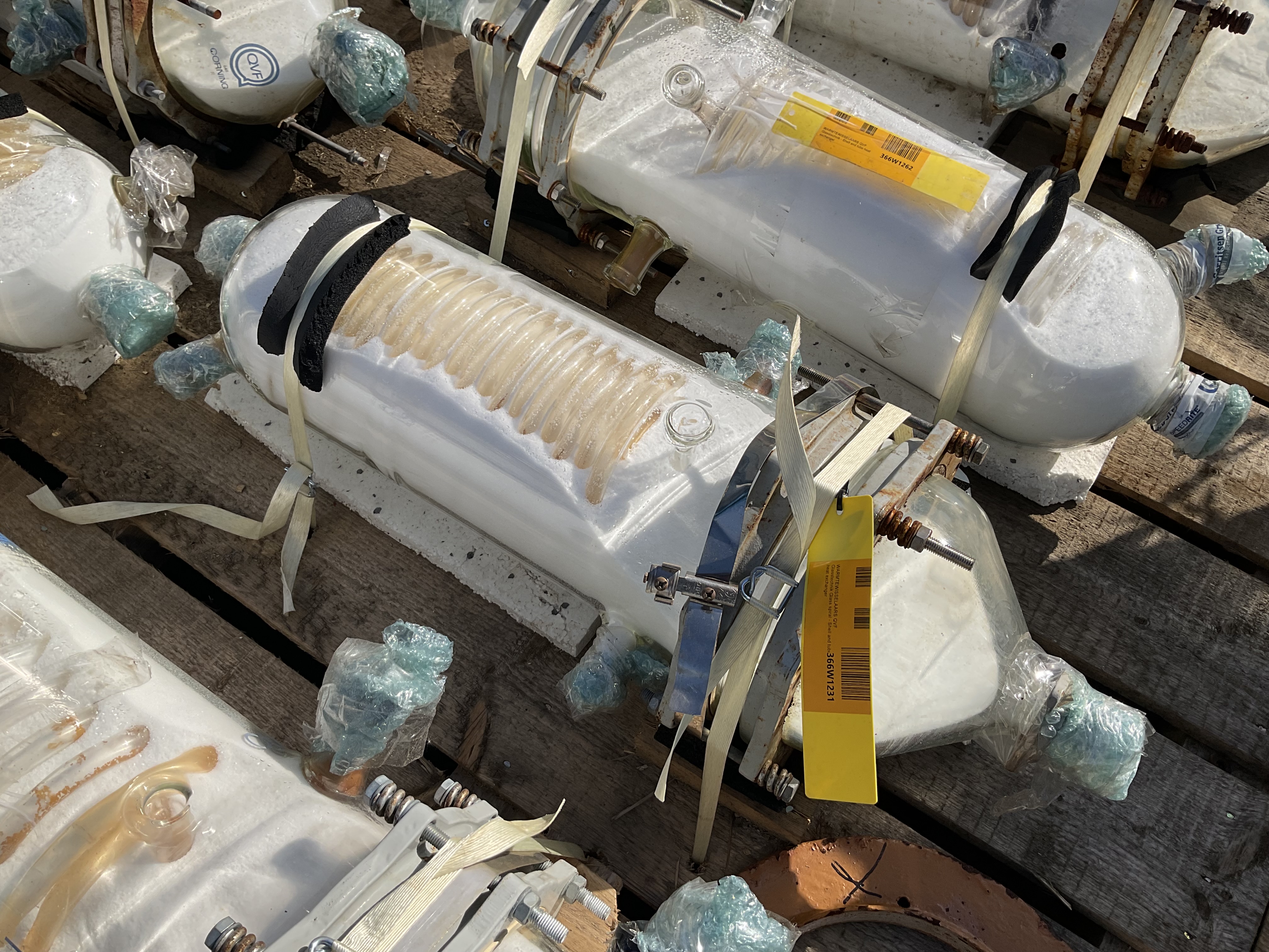 Maschine: QVF GLASSTECHNIK Glass spiral 1,5m² - Shell and tube heat exchanger Rohrbündelwärmetauscher