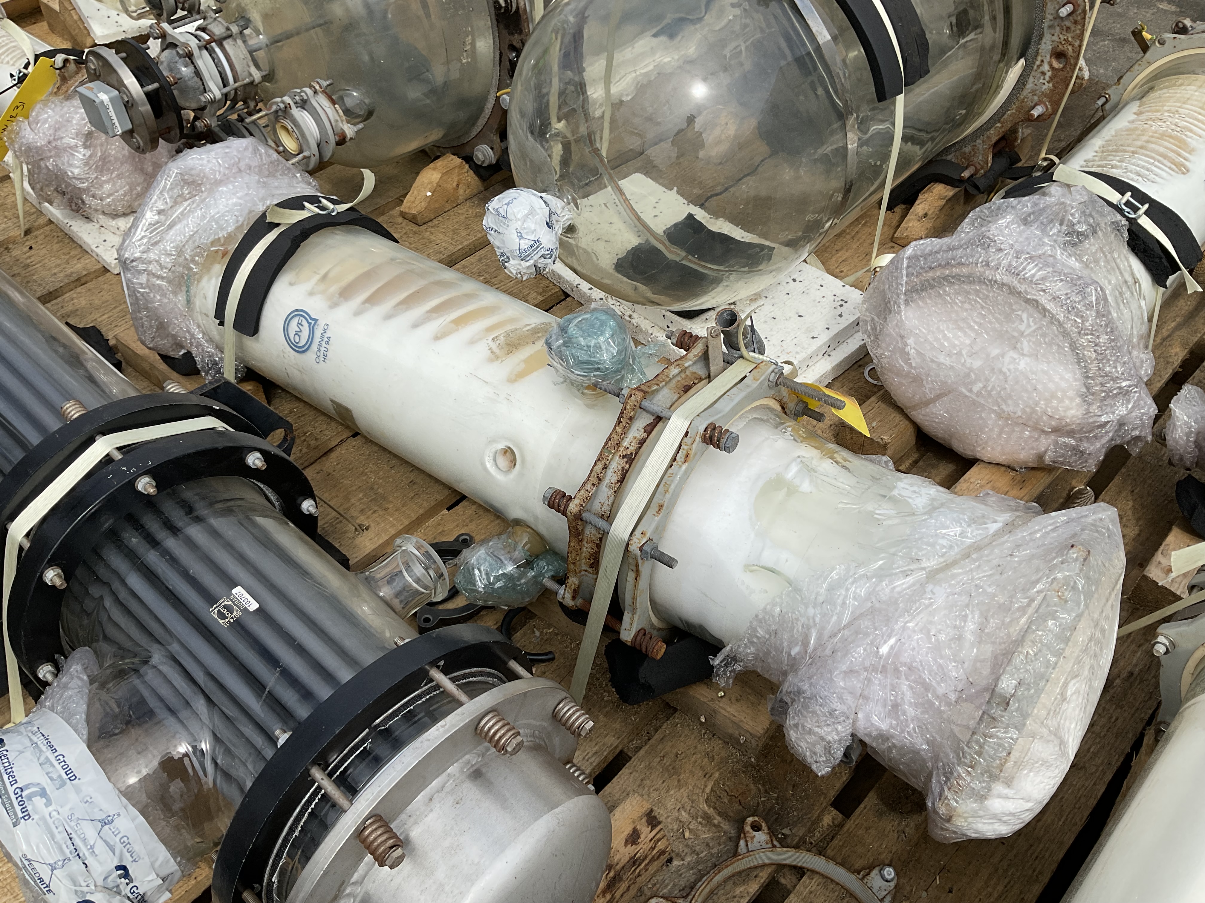 Maschine: QVF GLASSTECHNIK Glass spiral 5m² - Shell and tube heat exchanger Rohrbündelwärmetauscher