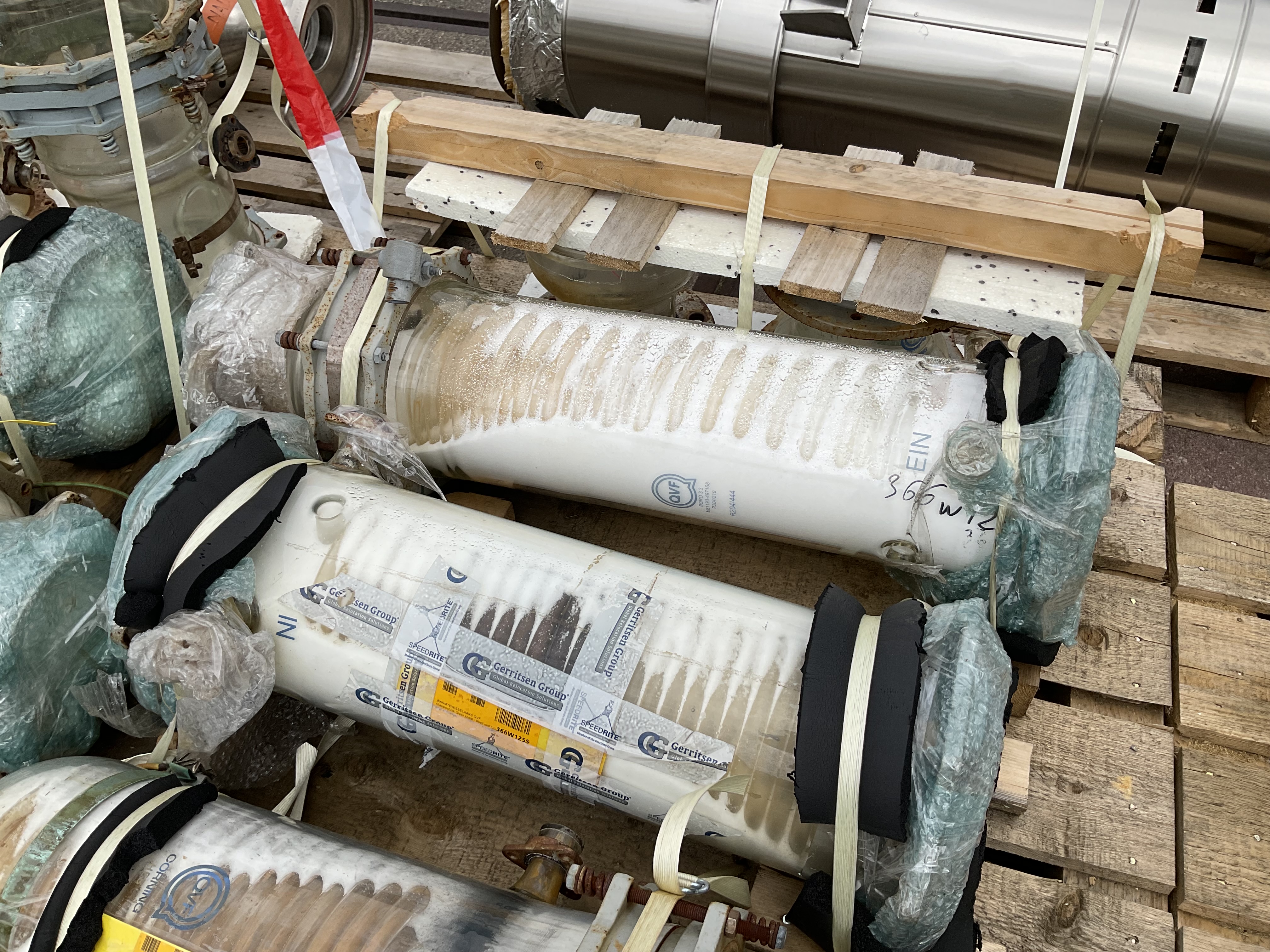 Maschine: QVF GLASSTECHNIK Glass spiral 5 m² - Shell and tube heat exchanger Rohrbündelwärmetauscher