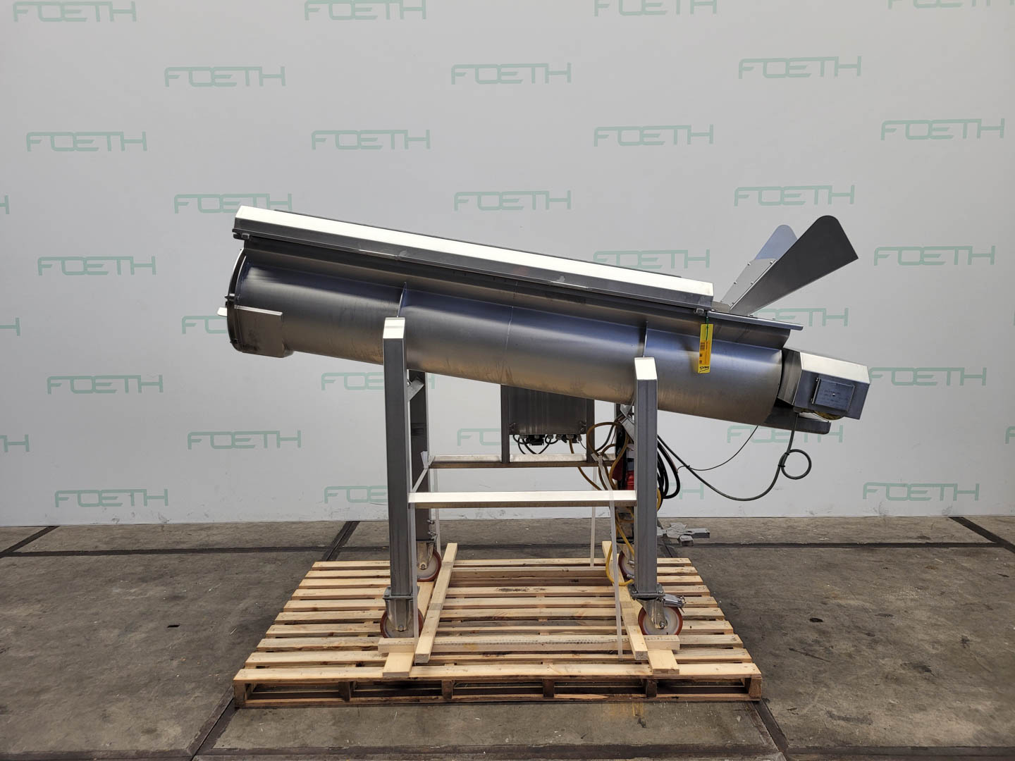 Maschine: DUTCH TECSOURCE dosing/mixer with spraynozzles - Horizontal screw Horizontale Förderschnecken