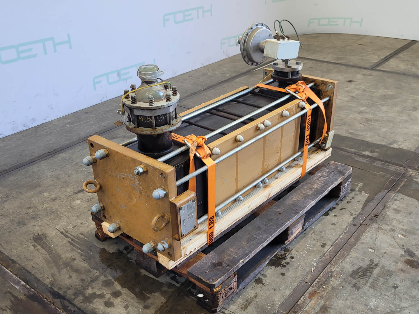 Maschine: VICARB DEUTSCHLAND Block Graphite 2,9m² - Shell and tube heat excha Rohrbündelwärmetauscher