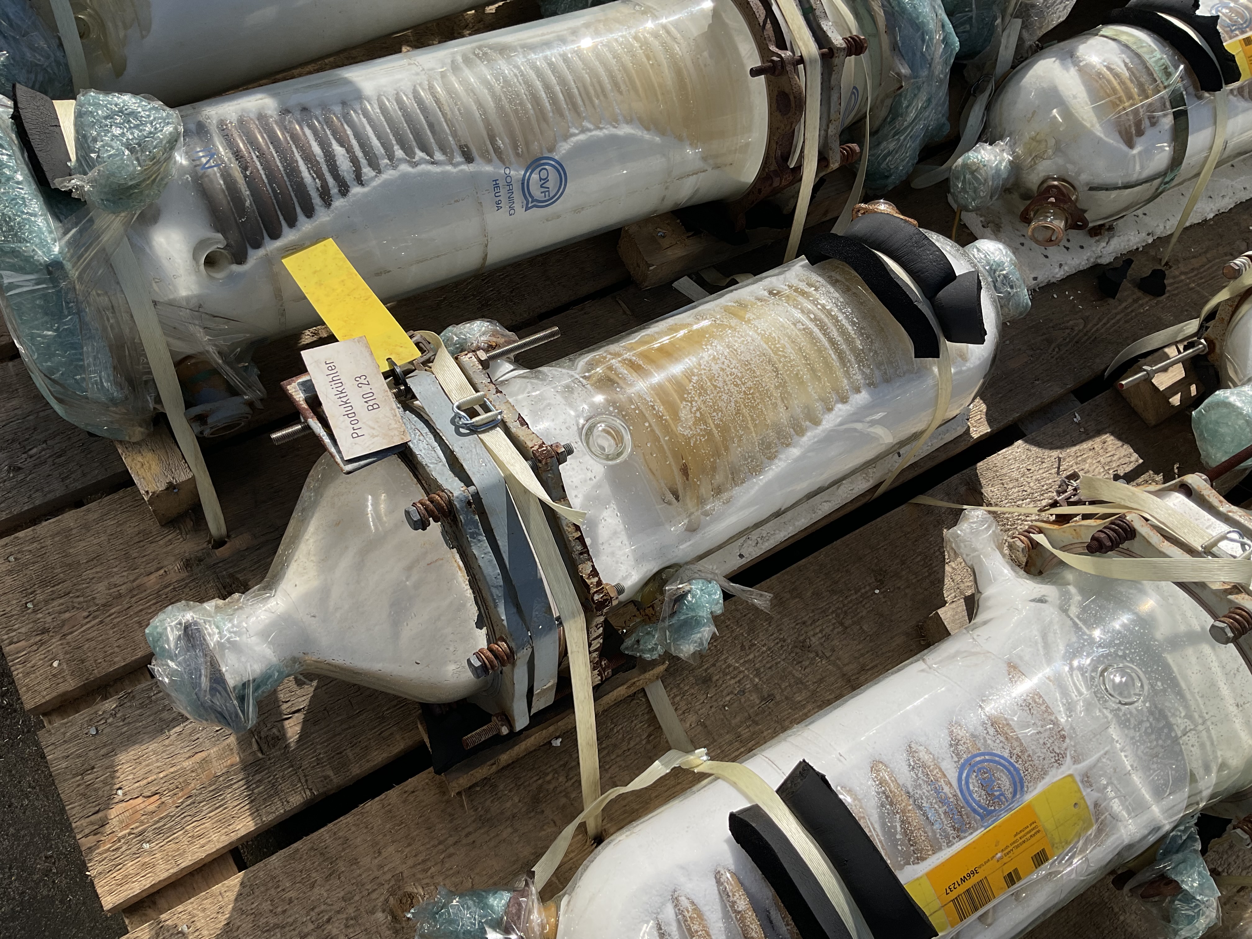 Maschine: QVF GLASSTECHNIK Glass spiral 1,5m² - Shell and tube heat exchanger Rohrbündelwärmetauscher