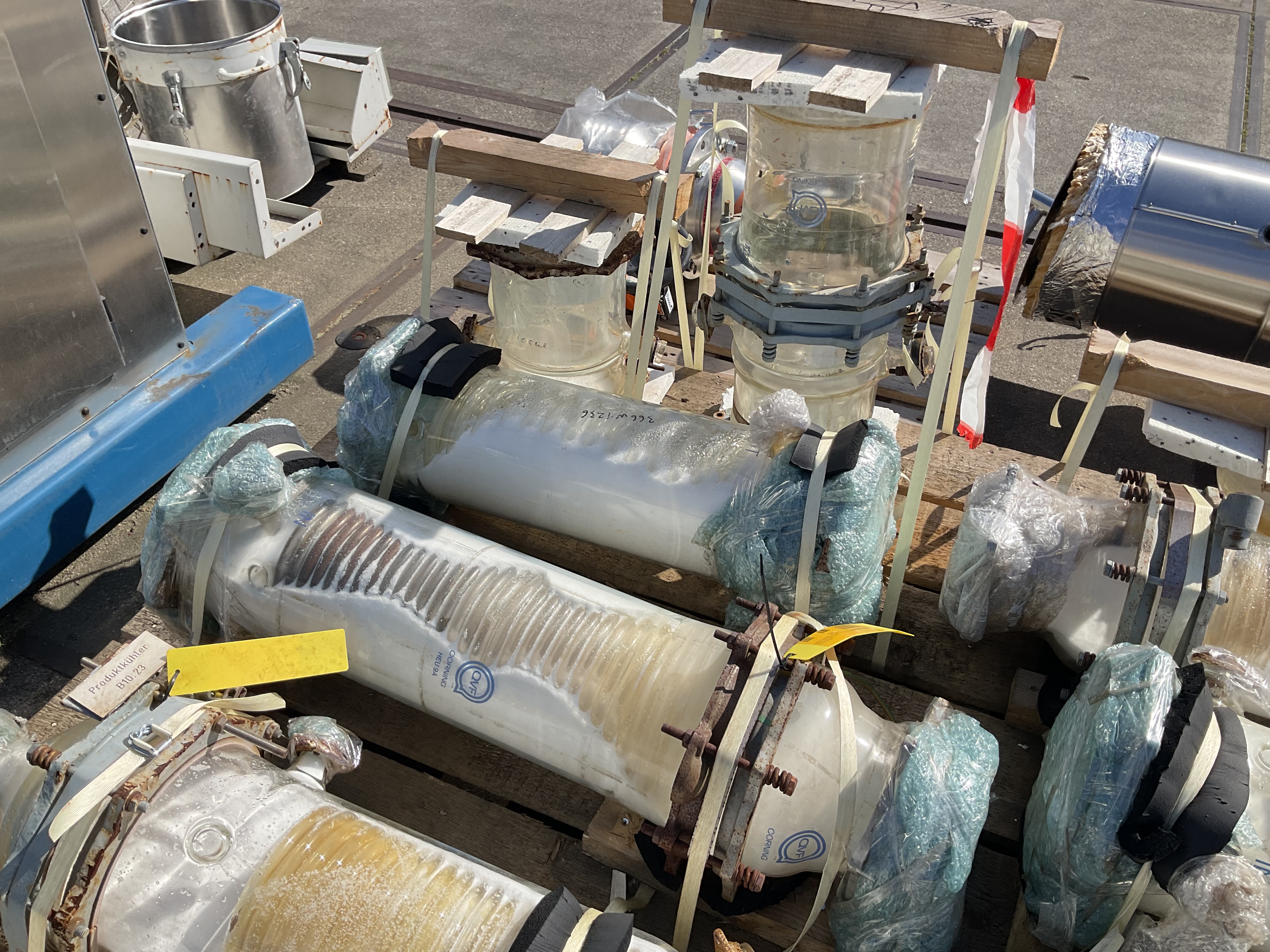 Maschine: QVF GLASSTECHNIK Glass spiral 2,5m² - Shell and tube heat exchanger Rohrbündelwärmetauscher