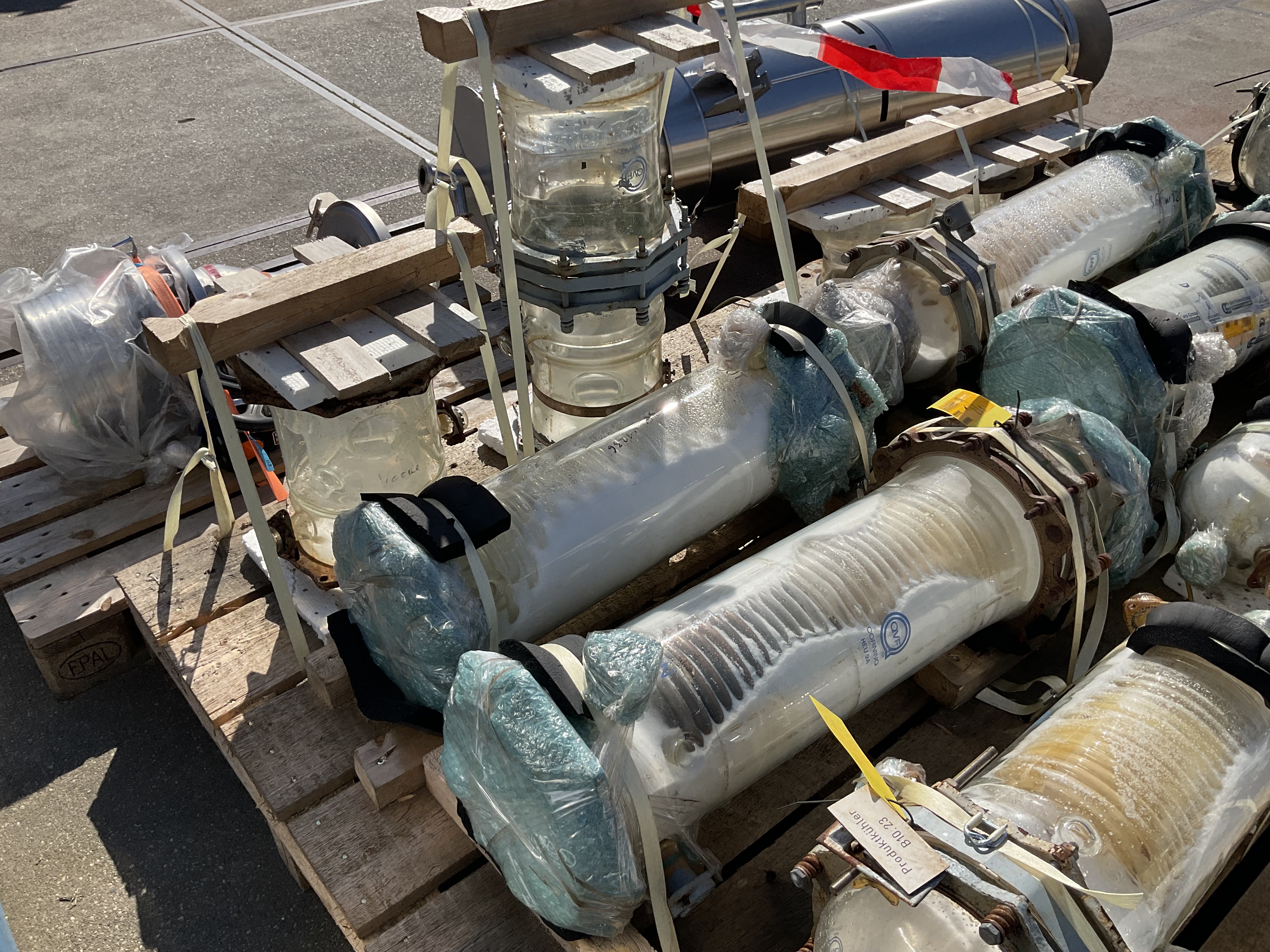 Maschine: QVF GLASSTECHNIK Glass spiral 2,5m² - Shell and tube heat exchanger Rohrbündelwärmetauscher