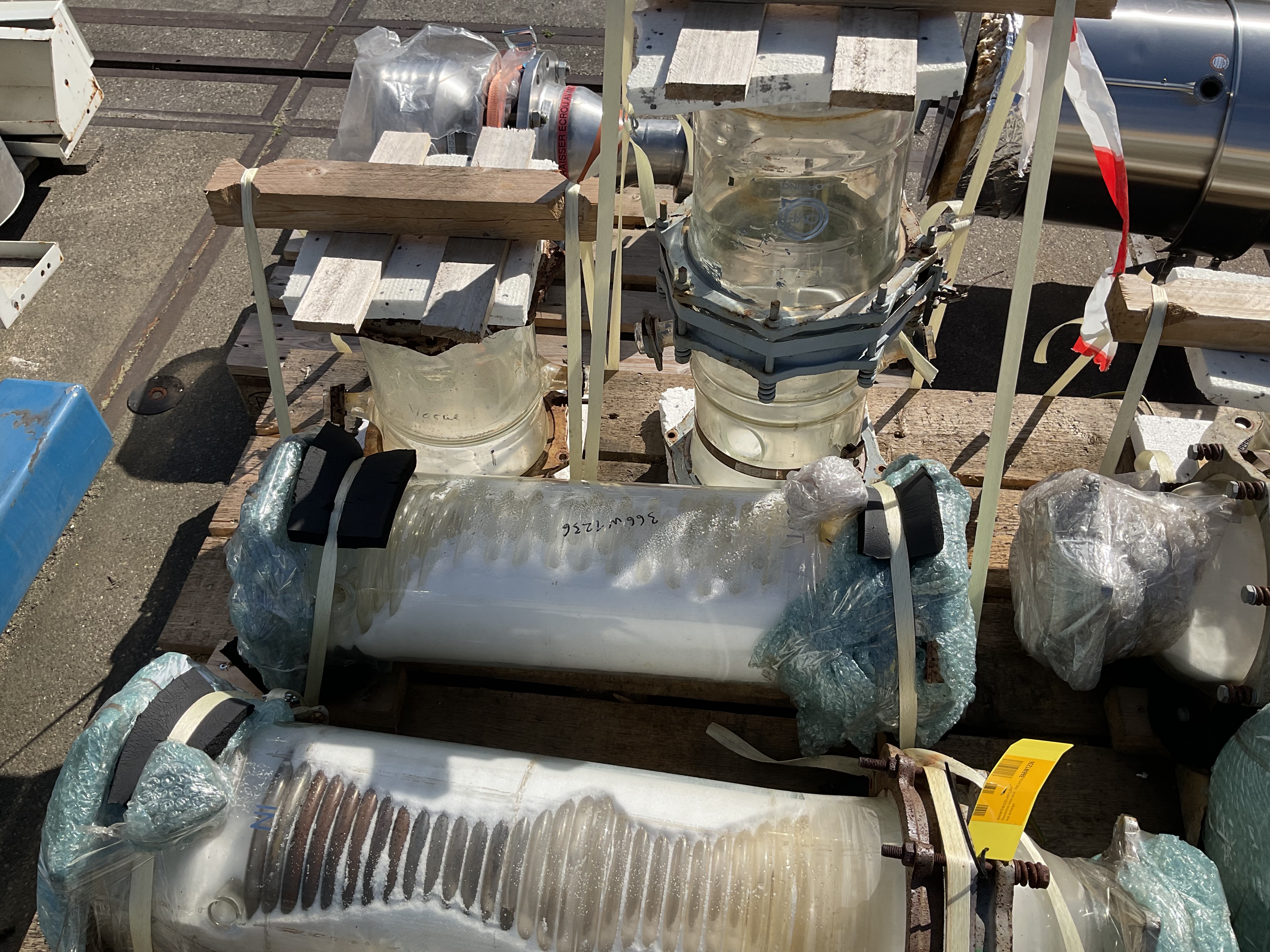 Maschine: QVF GLASSTECHNIK Glass spiral 2,5m² - Shell and tube heat exchanger Rohrbündelwärmetauscher