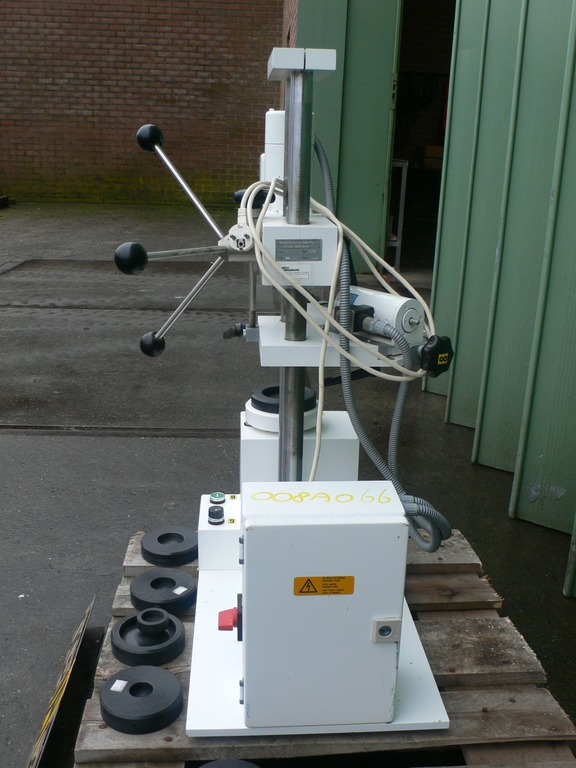 Maschine: POHL TYPE E - Capper Kappenverschliessmaschinen