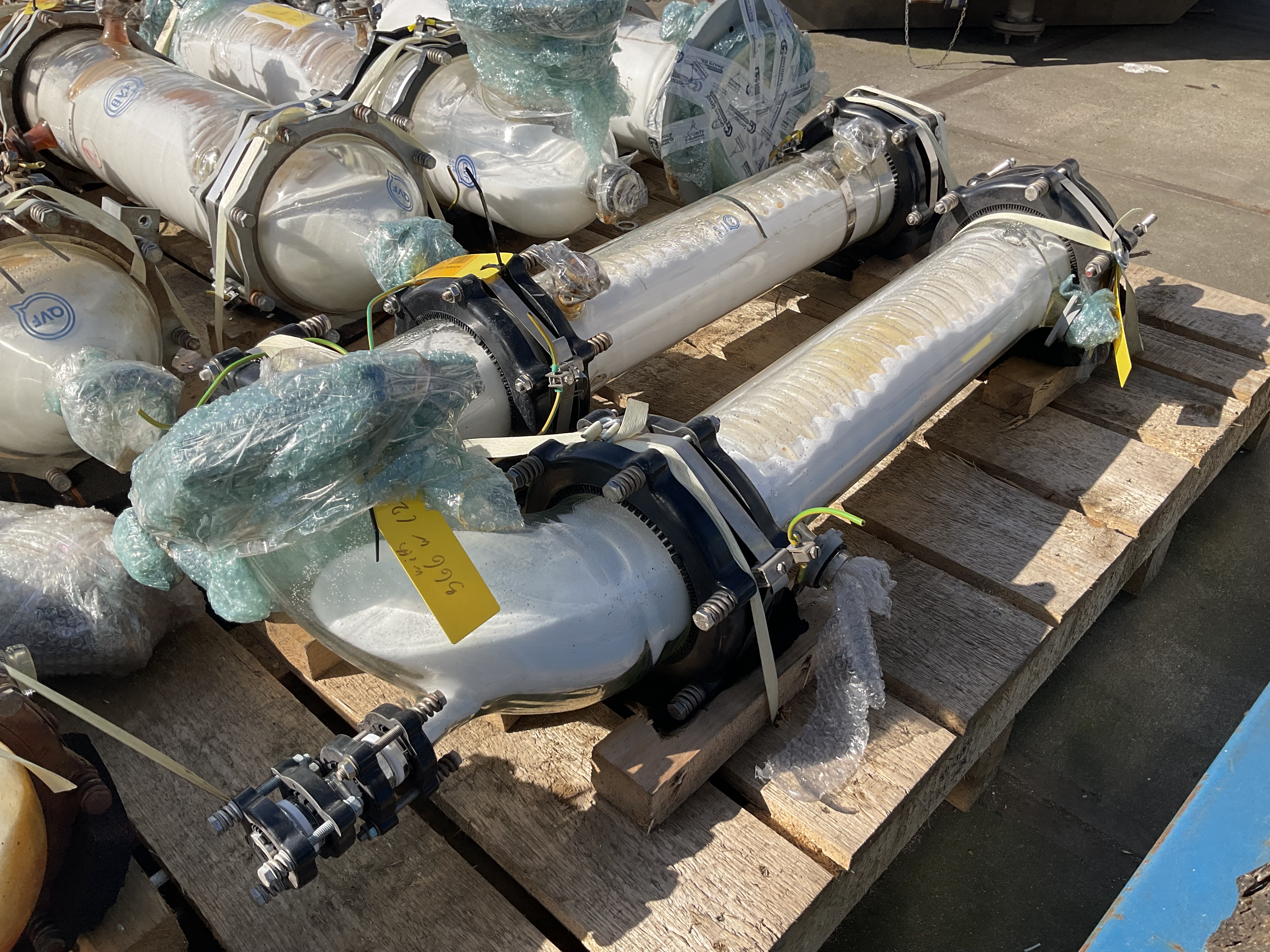 Maschine: QVF GLASSTECHNIK Glass spiral 1,5m² - Shell and tube heat exchanger Rohrbündelwärmetauscher