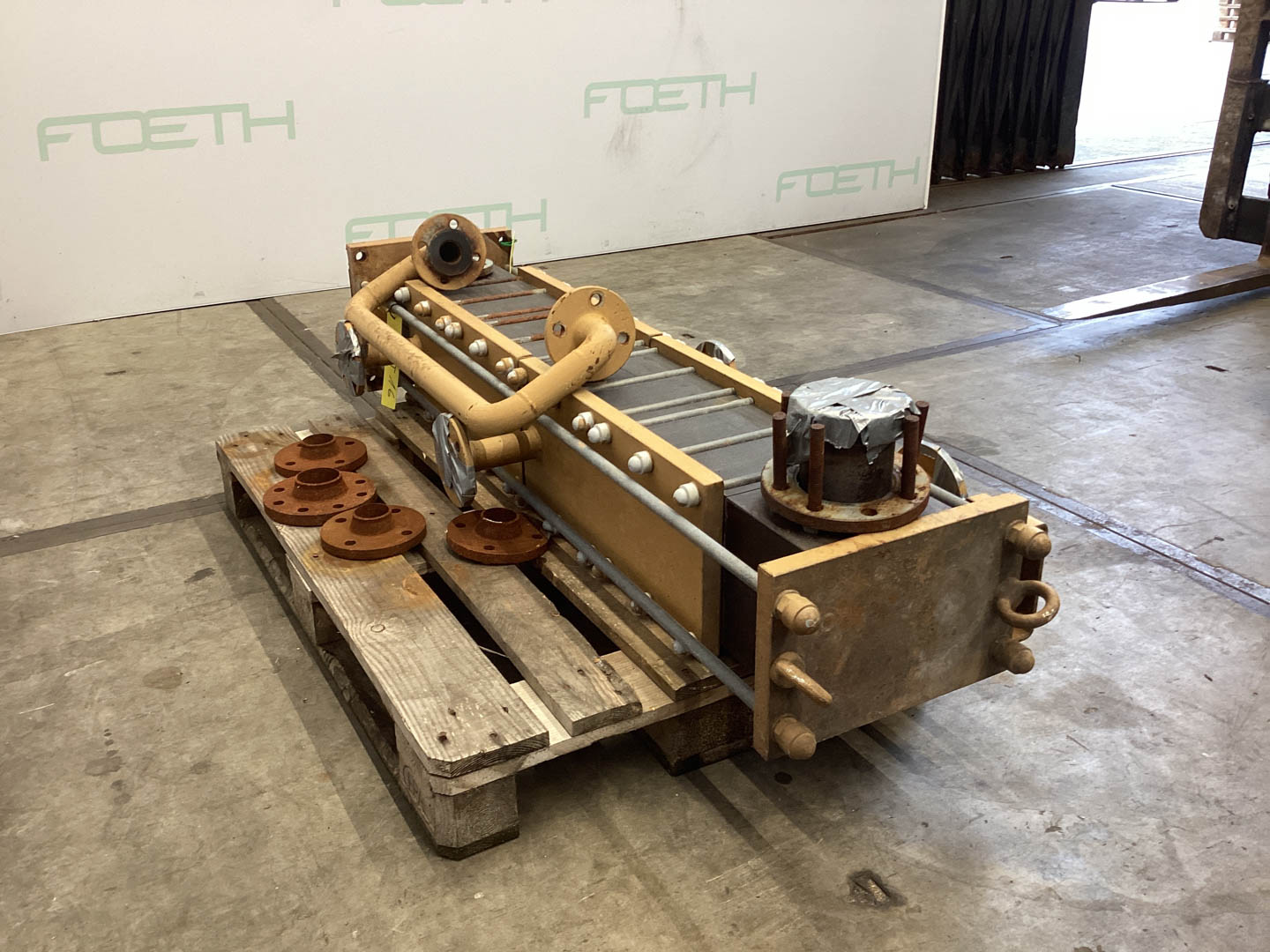 Maschine: VICARB DEUTSCHLAND Block Graphite 2 m² - Shell and tube heat exchan Rohrbündelwärmetauscher