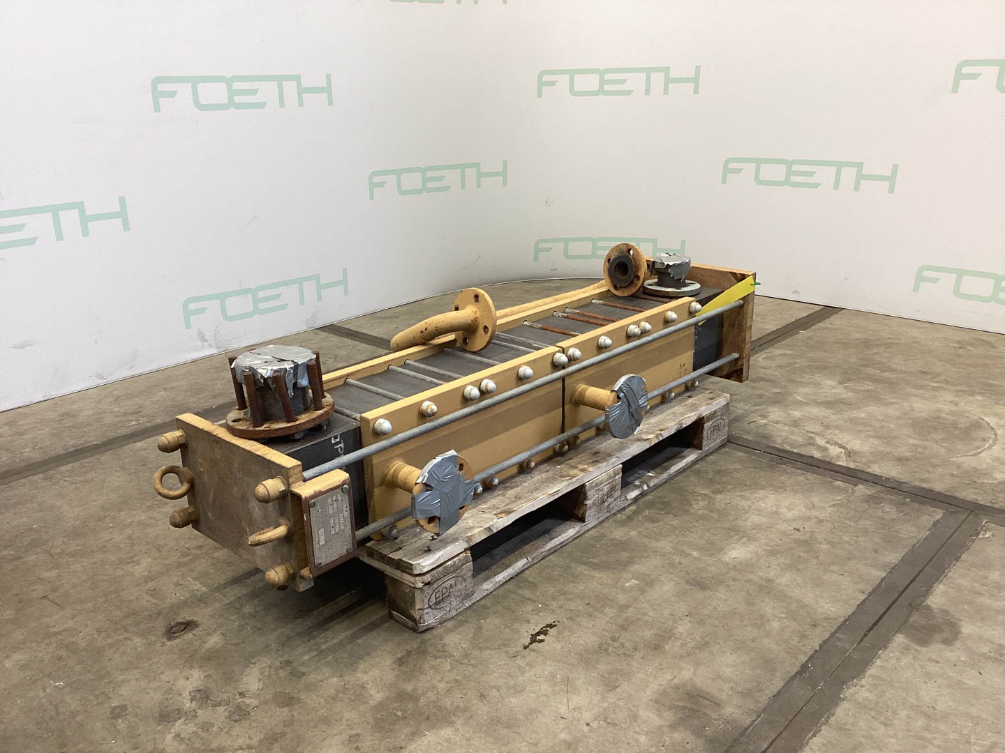 Maschine: VICARB DEUTSCHLAND Block Graphite 2 m² - Shell and tube heat exchan Rohrbündelwärmetauscher