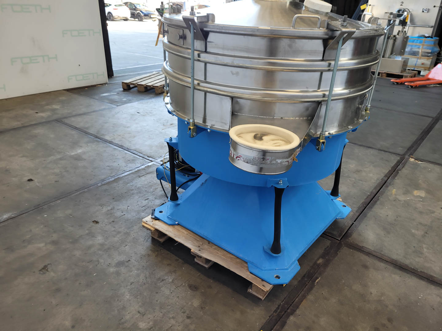 Maschine: VIBROWEST VAN-1200 6-6-6/C - Tumbler screener Taumelsiebmaschinen