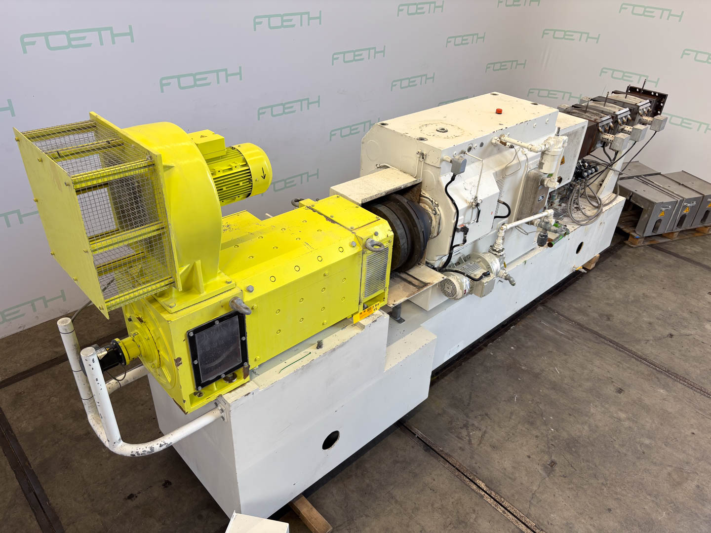 Maschine: COPERION KP-120/250 KombiPlast two-Stage Compounder - Doubl Doppelschneckenextruder