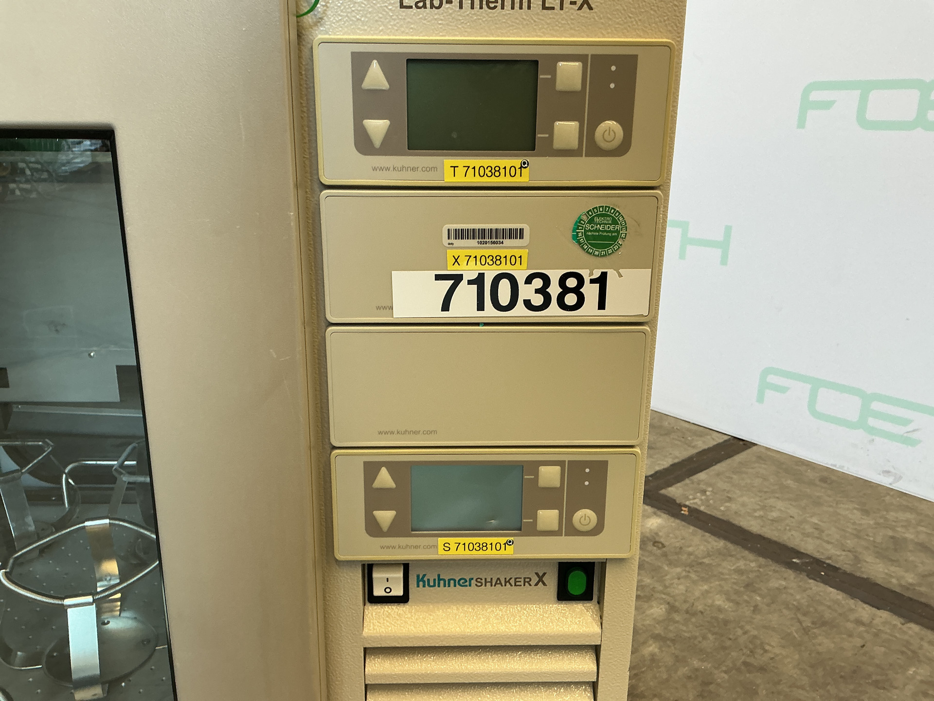 Maschine: KüHNER LT-X Refrigerated Incubator Shaker - Drying oven Trockenofen