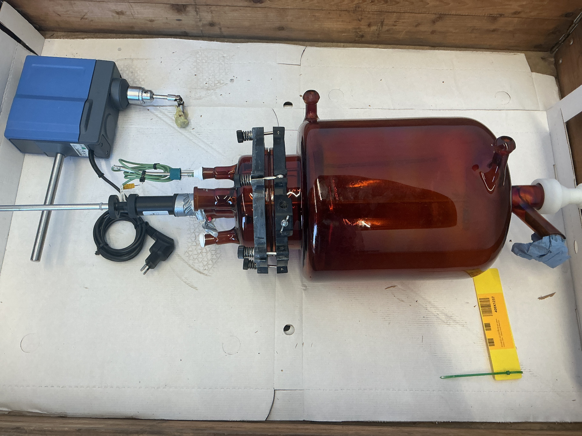 Maschine: SCHMIZO 10 litre Brown glass reactor Skid - Glass-lined Re Emaillierte Reaktoren