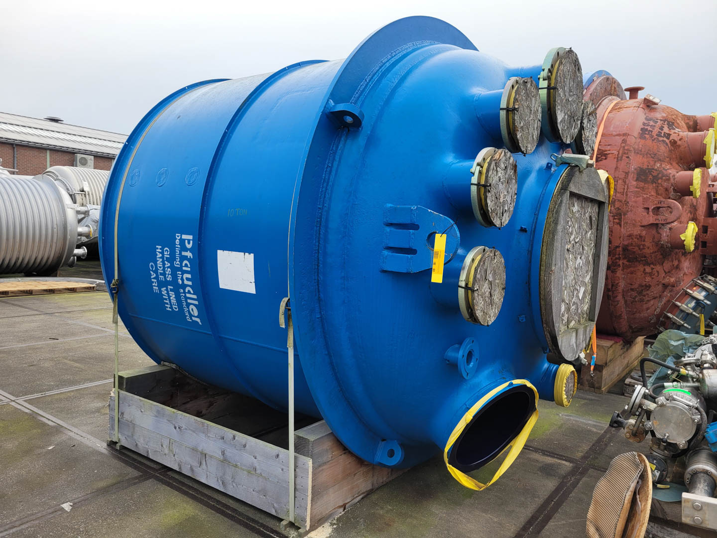 Maschine: PFAUDLER-WERKE CE10000 (reactor body, unused after refurbishment) Emaillierte Reaktoren