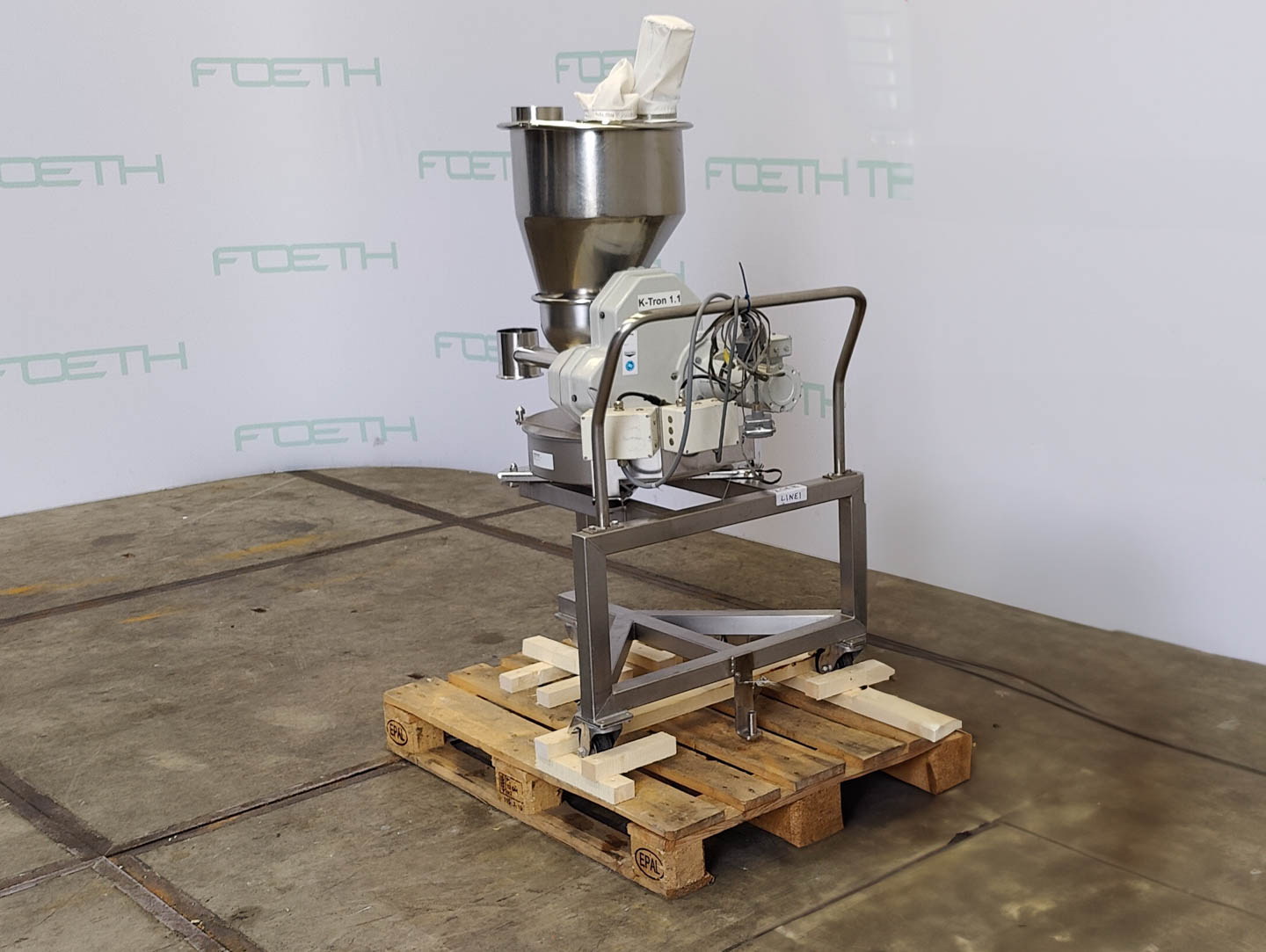 Maschine: K-TRON K2-ML-T35 loss-in-weight feeders - Metering screw Dosierschnecken