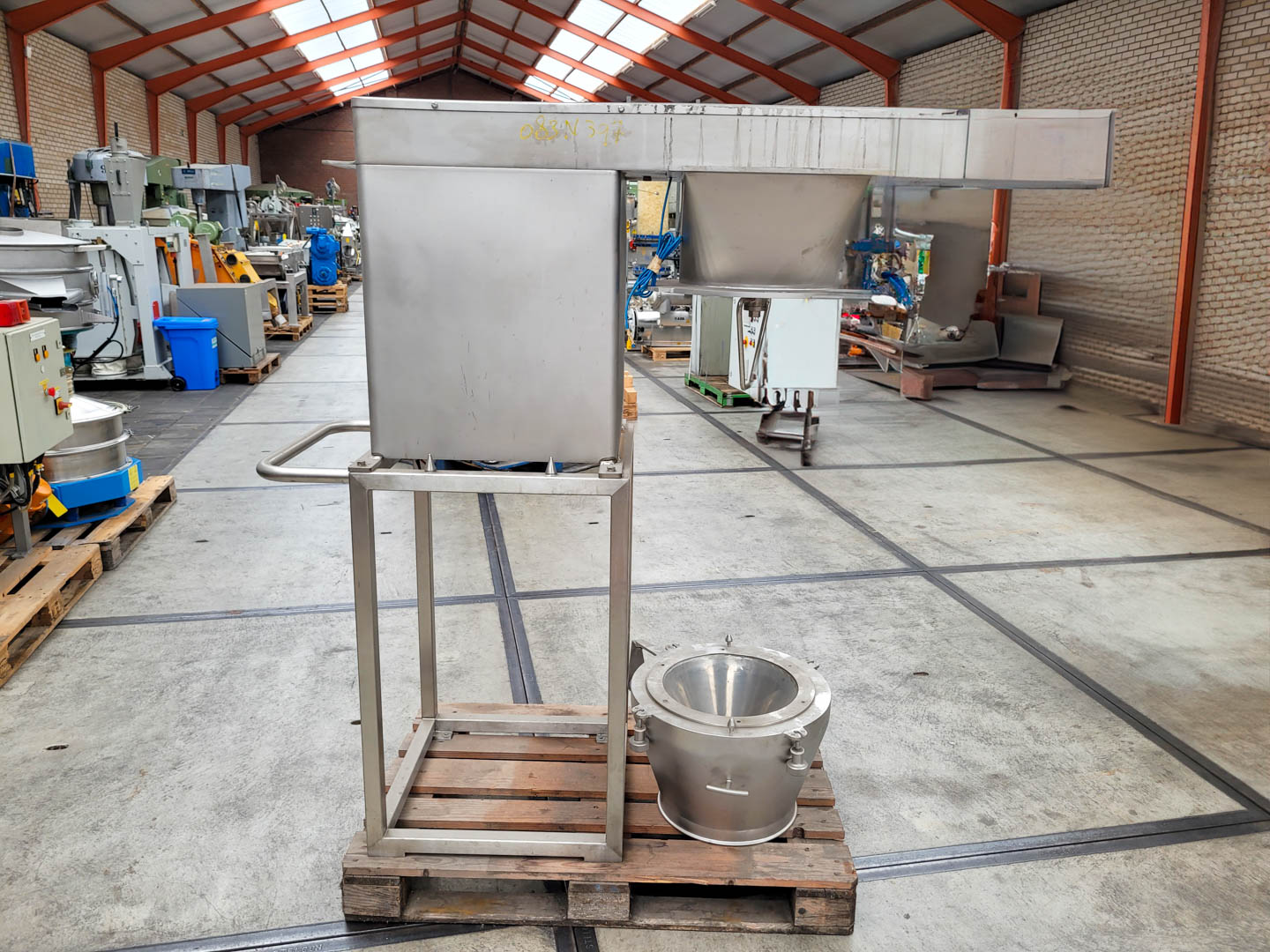 Maschine: KEK KEMUTEC BETAGRIND - Sieve granulator Rabatt