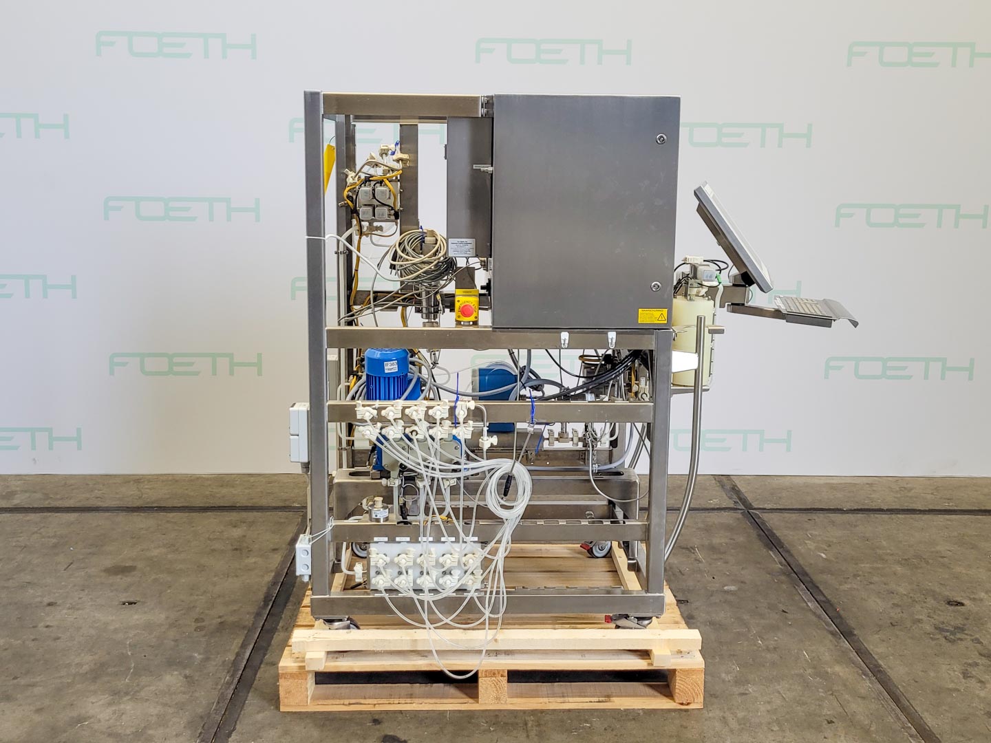 Máquina: AKTA PROCESS Isocratic HPLC - 