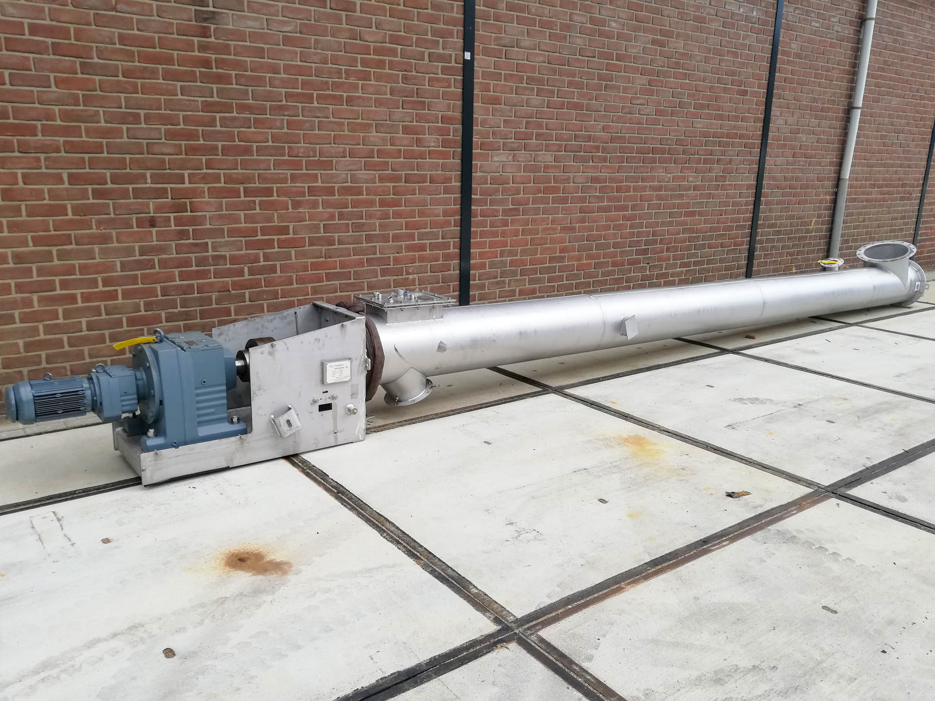 Máquina: VAN TONGEREN screw conveyor l=7000mm d=