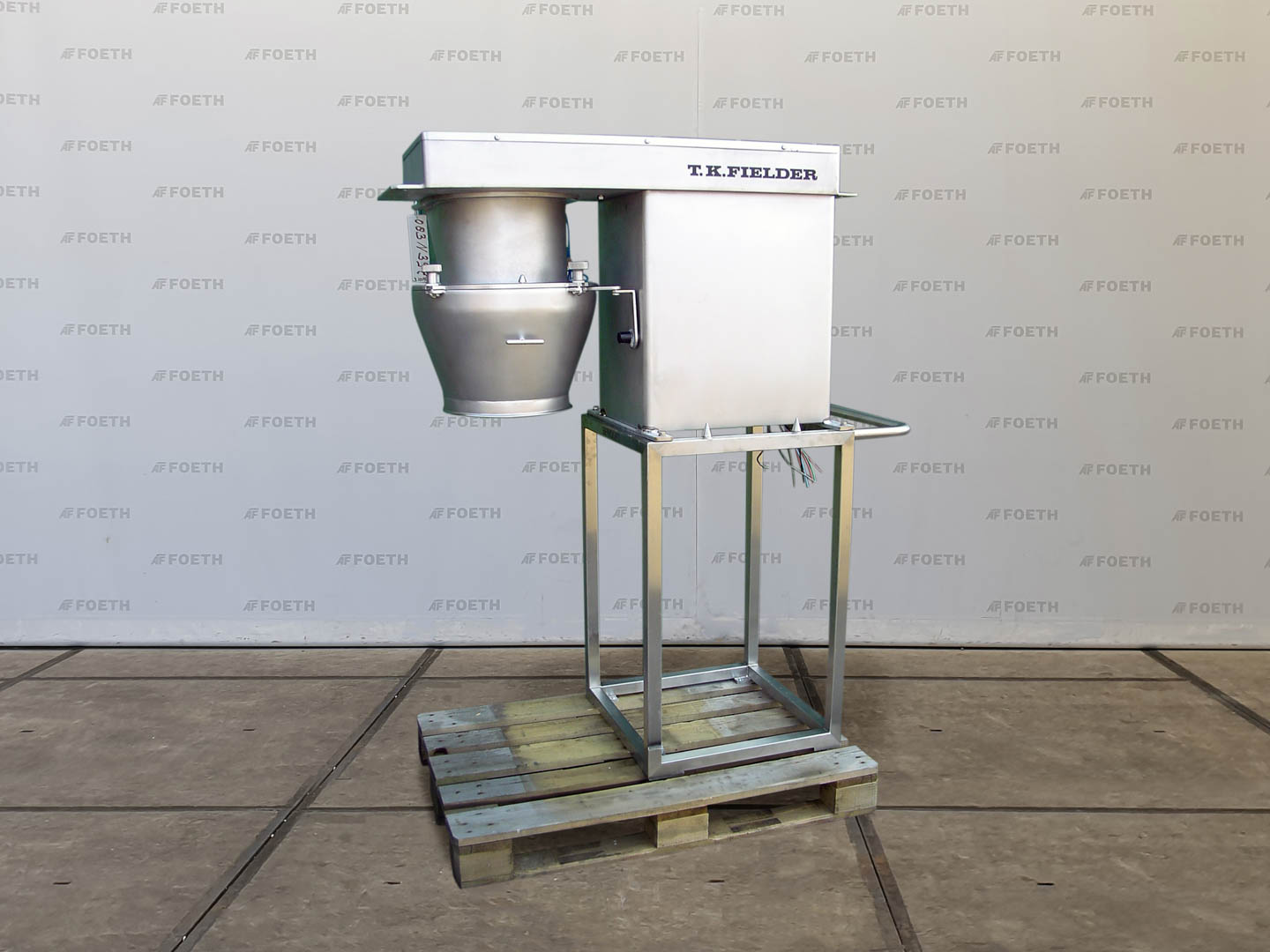 Máquina: KEK KEMUTEC BETAGRIND - Sieve granulator