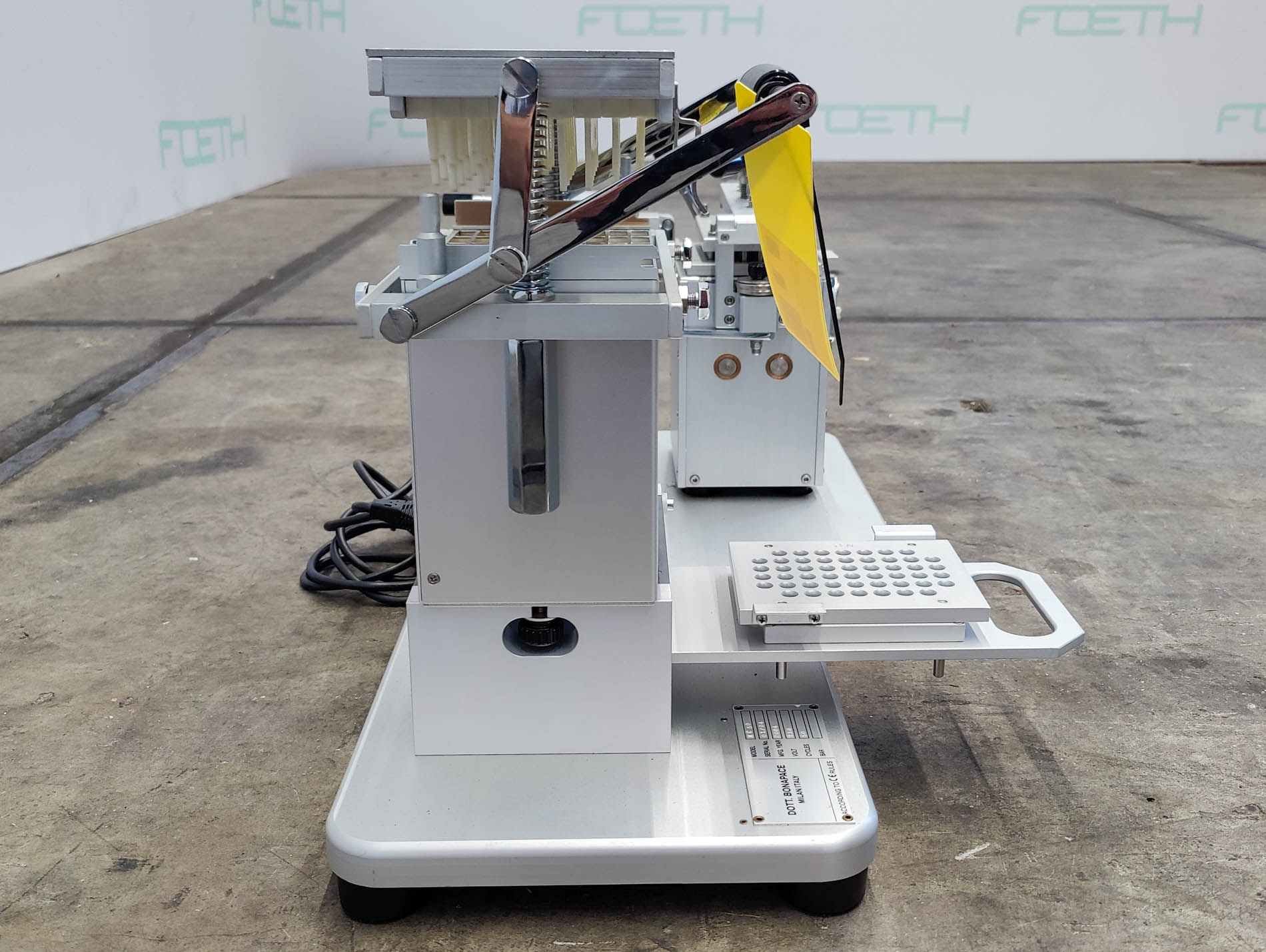 Maschine: DOTT. BONAPACE MC-50  Semi-auto Encapsulator - Powder filler Pulverabfüller