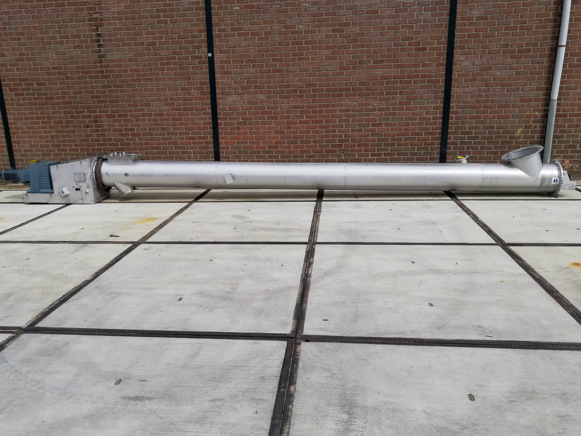 Machine: VAN TONGEREN screw conveyor l=7000mm d=