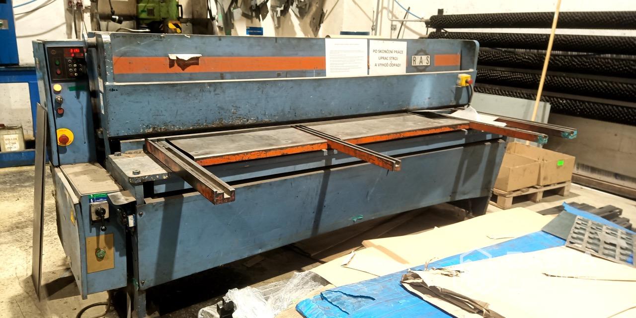 Máquina: RAS type 83.20