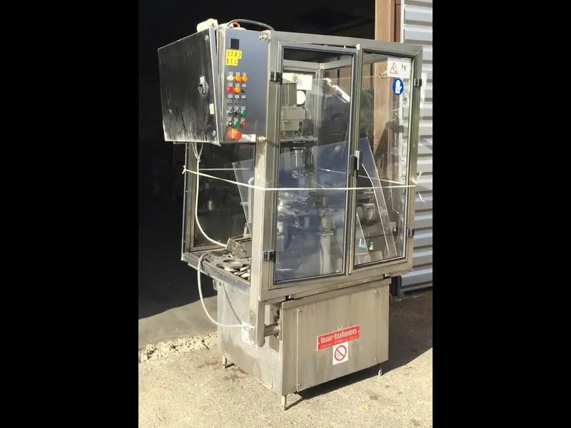 機械： BERTOLASO ZETA 105
