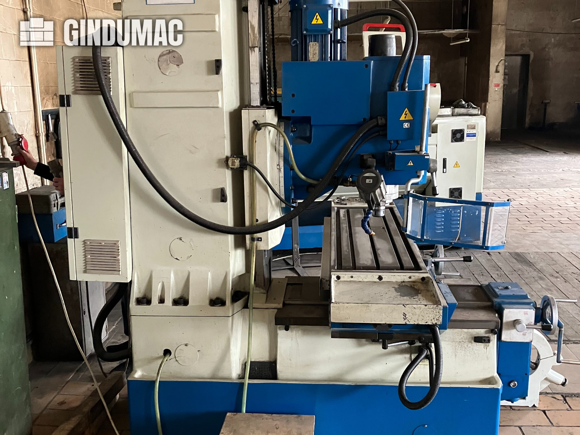 Macchina: KNUTH KB 1400