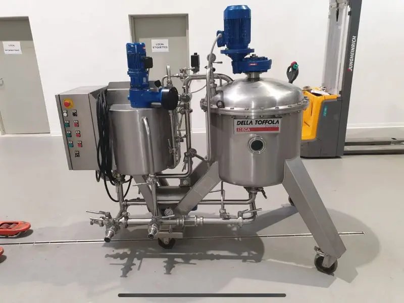 Máquina: DELLA TOFFOLA NF 5