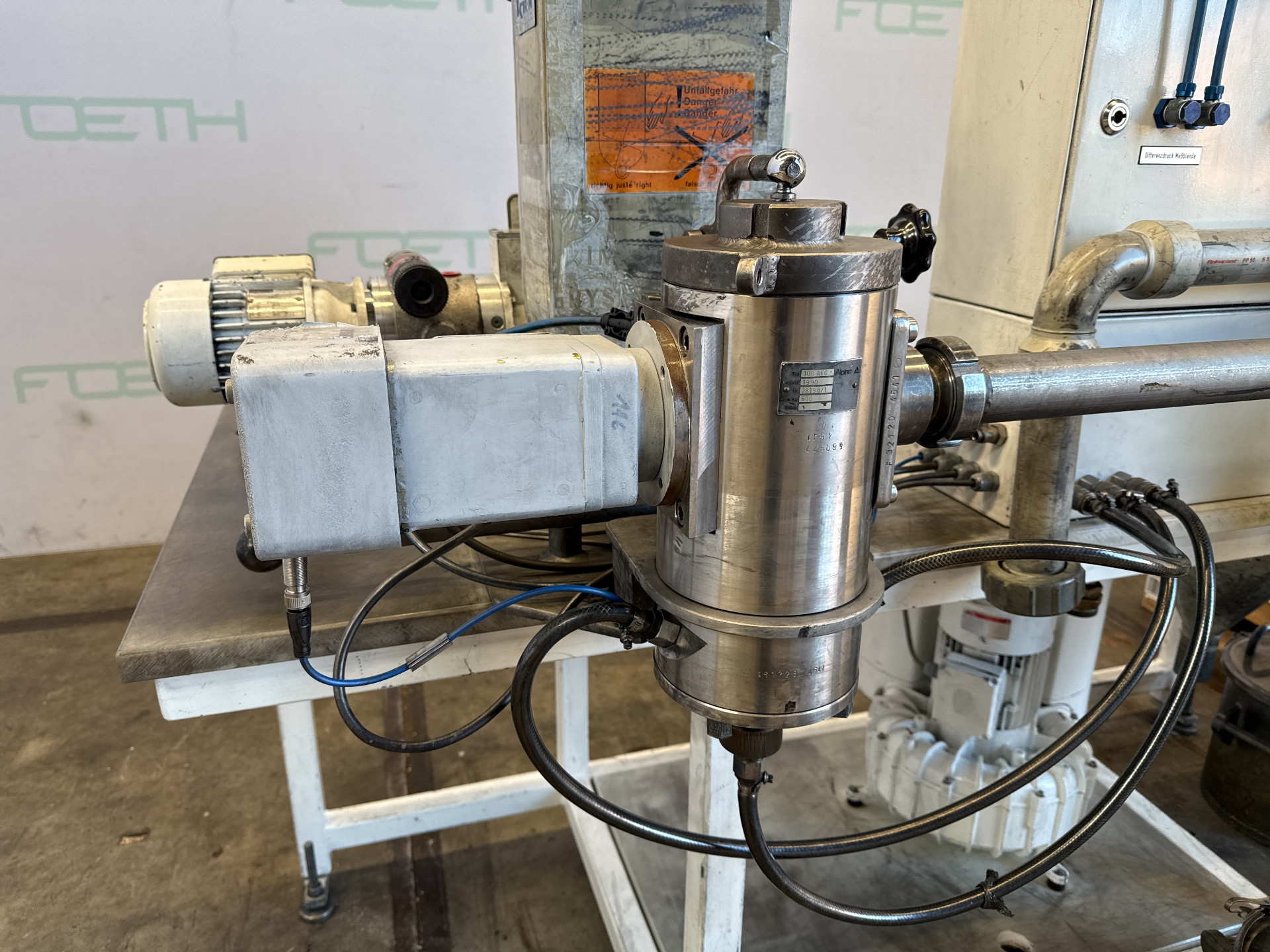 Machine: HOSOKAWA ALPINE 100-AFG Jett mill with 