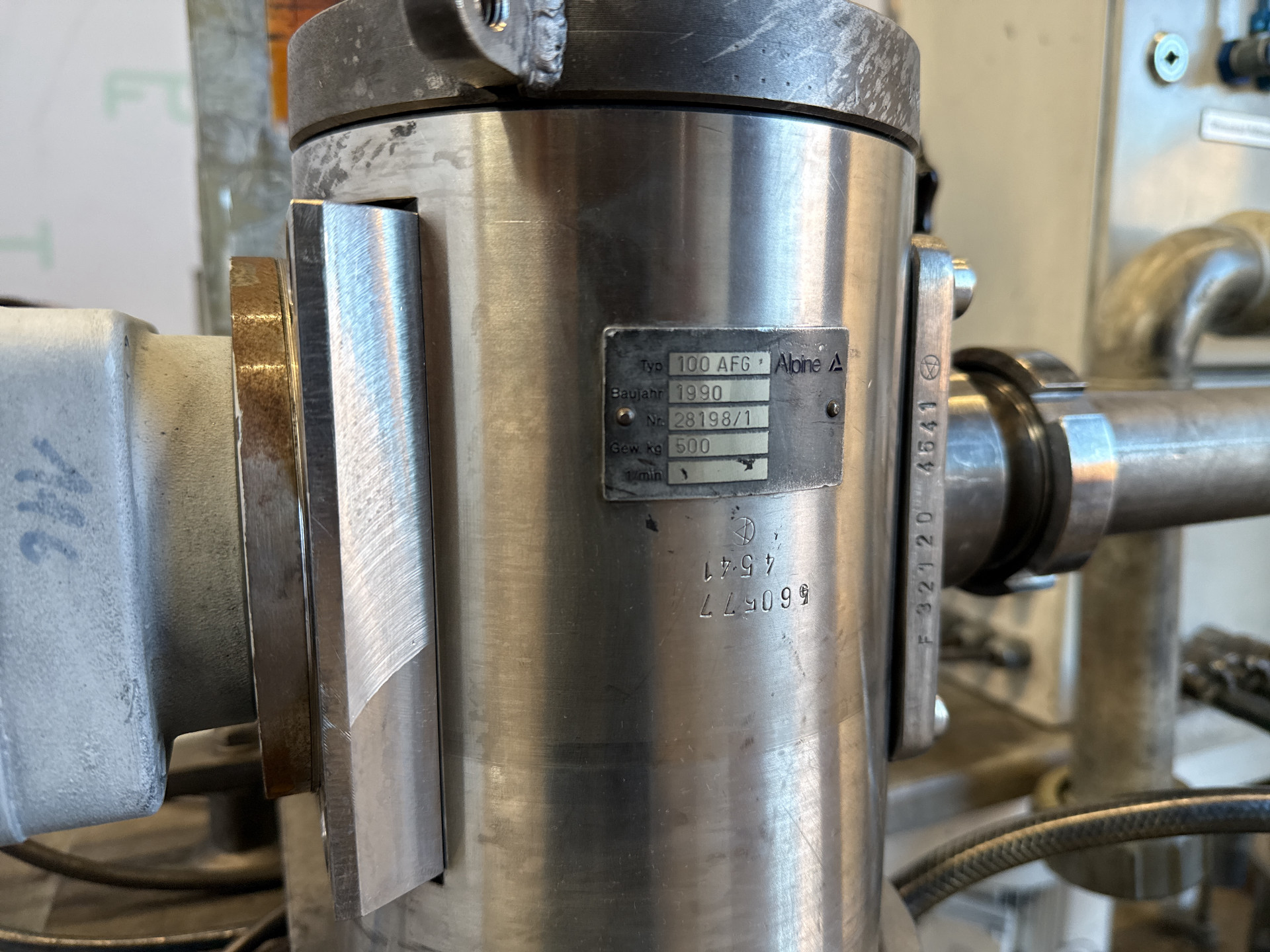 Machine: HOSOKAWA ALPINE 100-AFG Jett mill with 