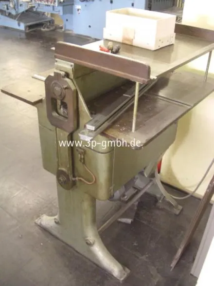 Bickel HK 3-61 Nut- und Perforiermaschinen – RESALE