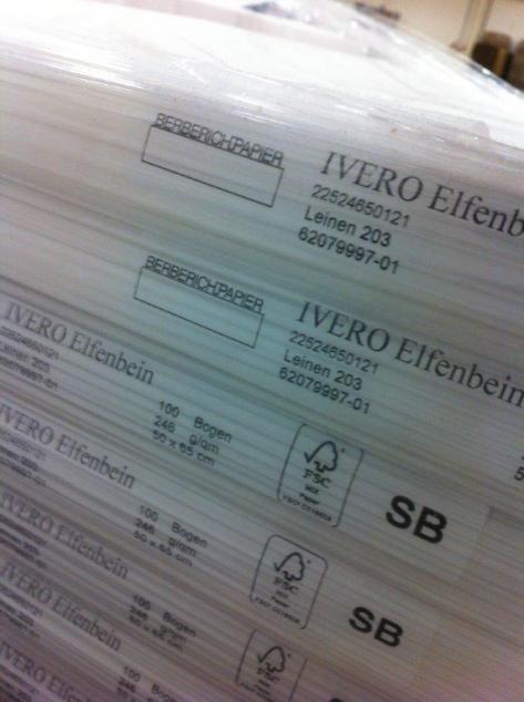 Berberich Papier Ivero Elfenbeinkarton Lager- und Restbestände