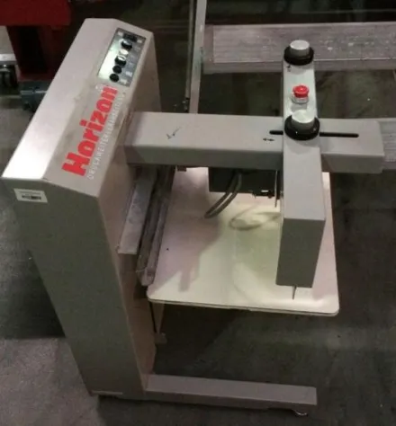 Horizon ST-20 Zusammentragmaschinen – RESALE