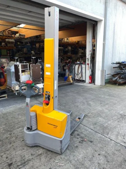 Jungheinrich EJC 10 Flurförderfahrzeuge – RESALE
