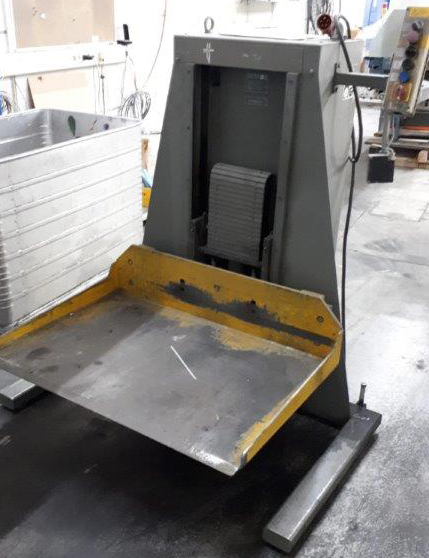Polar Mohr L 600-W-3 Stapelheber und Stapellifte – RESALE