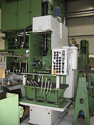 Gehring Z 350-125 Honmaschine - Innen - Vertikal – RESALE