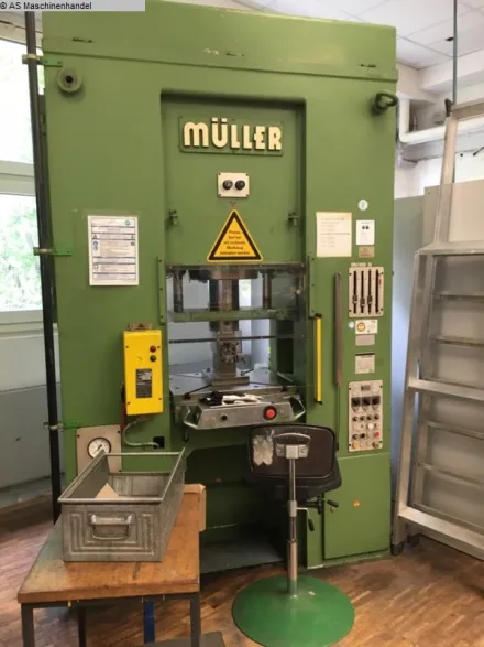 Müller Weingarten SD63.11.25 Hydraulische Presse – RESALE