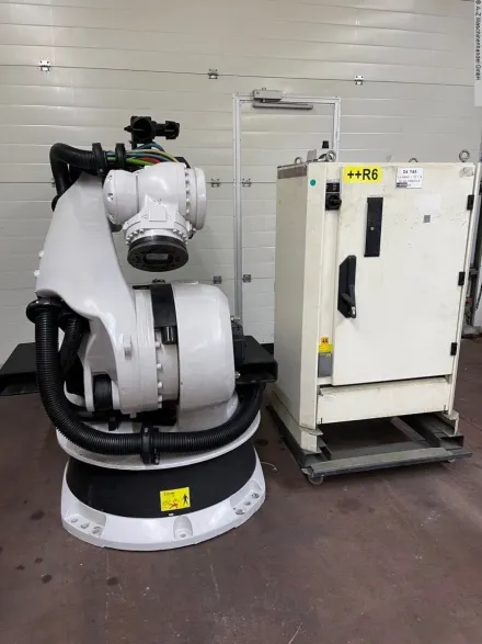 Kuka VKRC2 KR180 Roboter - Handling – RESALE