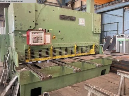 Mengele S25-3000 Tafelschere - hydraulisch – RESALE