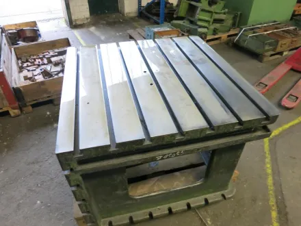 Bohrwürfeltisch – RESALE