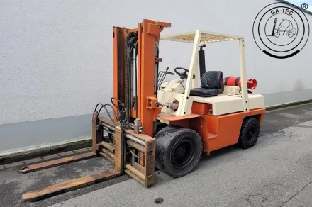 Nissan BF03A35U Treibgasstapler – RESALE