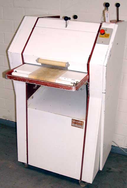 König-Celba Multiroll-S 50 N Gebäck und Kuchen  Hörnchenwickelmaschinen – RESALE