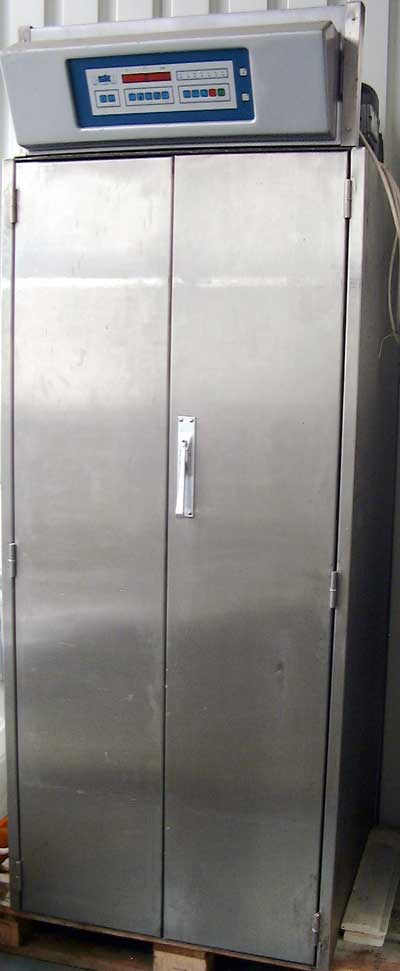 Esko RM 63 Kühl und Gäranlagen Gärschrank – RESALE
