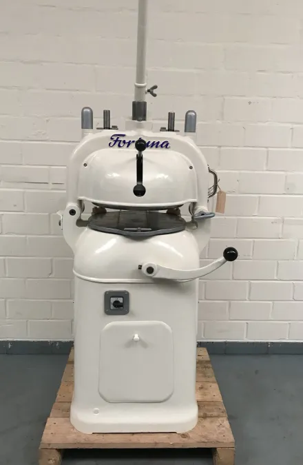 Fortuna 3 Halbautomat Brötchenherstellung  Teigteil - +Wirkmaschinen – RESALE