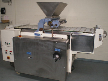 RNK Droposit Pasteles y pasteles Pulverización + máquina de cortar