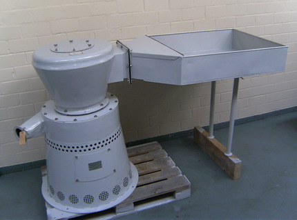 Funk Paniermehlmühle Diverse Mühlen +Altbrotmixer – RESALE