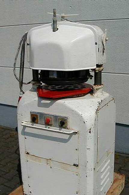 Erika, Rekord Automat 2 Brötchenherstellung  Teigteil - +Wirkmaschinen – RESALE