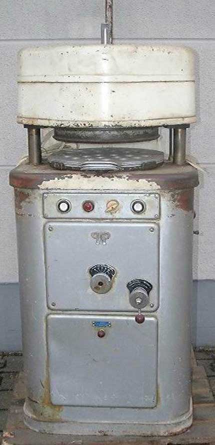 W&P Rotamat Brötchenherstellung  Teigteil - +Wirkmaschinen – RESALE