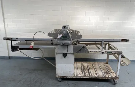 Seewer Unic Solo C Gebäck und Kuchen  Ausrollmaschinen – RESALE